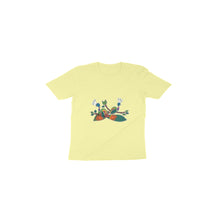 गैलरी व्यूवर में इमेज लोड करें, Madhubani Mor - Toddler&#39;s T-Shirt
