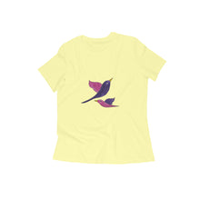 गैलरी व्यूवर में इमेज लोड करें, Hie Hie Birdies - Gond Art - Women&#39;s T-Shirt
